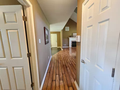 Entry Way - 108 Meadows Ln, Beebe, AR 72012 photo 3 of 5