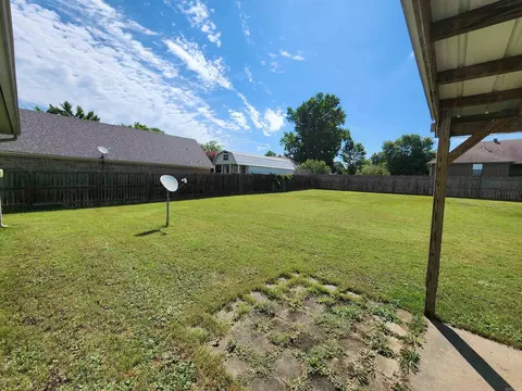 Exterior - 108 Meadows Ln, Beebe, AR 72012 photo 6 of 8