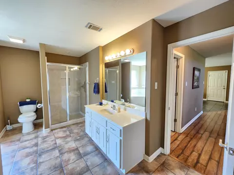 Bath - 108 Meadows Ln, Beebe, AR 72012 photo 1 of 7