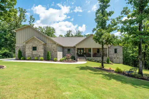 127 Rosecreek Ct, Hot Springs, AR 71901