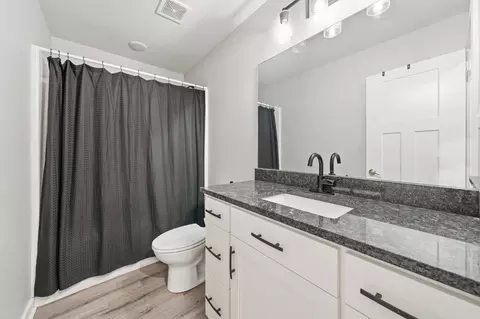 Bath - 116 E Sunset, Sheridan, AR 72150 photo 2 of 2