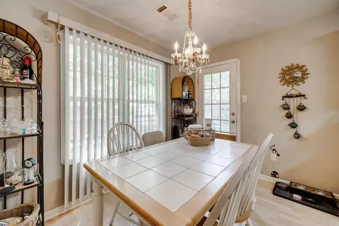 Dining - 1665 Highpoint Dr, Conway, AR 72034 photo 1 of 2