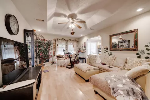 Living - 1665 Highpoint Dr, Conway, AR 72034 photo 2 of 3