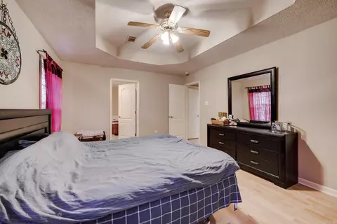 Bedroom - 1665 Highpoint Dr, Conway, AR 72034 photo 3 of 5