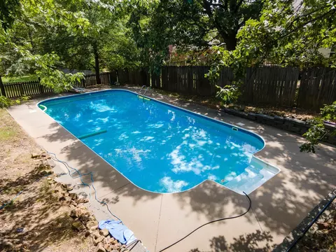Exterior - 1665 Highpoint Dr, Conway, AR 72034 photo 10 of 12