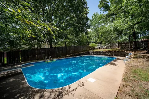 Exterior - 1665 Highpoint Dr, Conway, AR 72034 photo 7 of 12