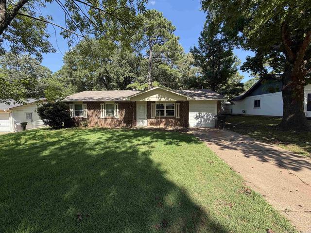 616 Lehman Dr, Jacksonville, AR 72076
