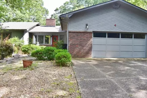 4 Almendra Ln, Hot Springs Village, AR 71909