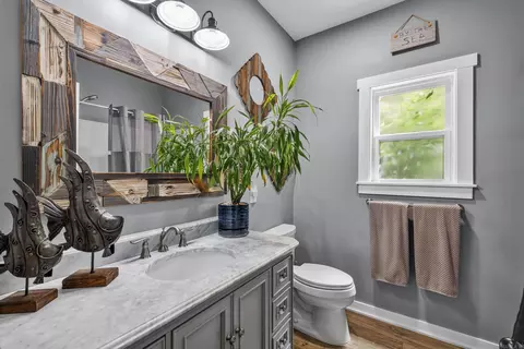 Bath - 1325 W Cleland Rd, Cabot, AR 72023 photo 5 of 6
