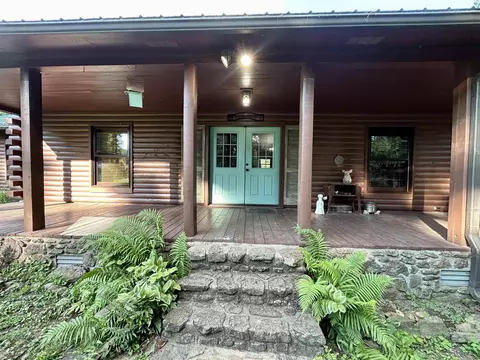 Exterior - 3684 Lute Mountain Rd, Shirley, AR 72153 photo 5 of 14