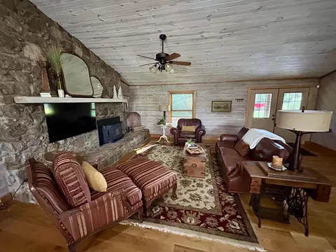 Living - 3684 Lute Mountain Rd, Shirley, AR 72153 photo 1 of 4