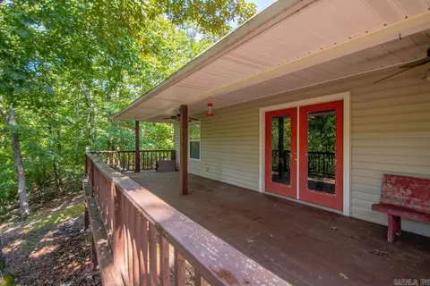 Exterior - 1708 Riverview Dr, Malvern, AR 72104 photo 8 of 10