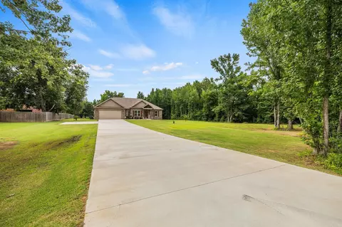 Exterior - 250 Saddlebrook Cir, Austin, AR 72007 photo 4 of 6
