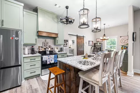 Kitchen - 250 Saddlebrook Cir, Austin, AR 72007 photo 1 of 2