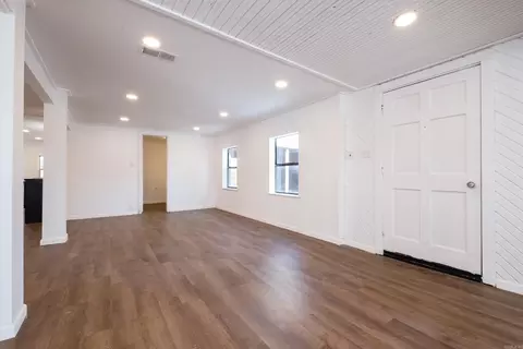 Living - 13118 Old River Dr, Scott, AR 72142 photo 1 of 14