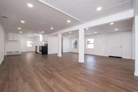 Living - 13118 Old River Dr, Scott, AR 72142 photo 9 of 14