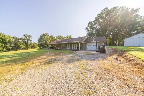 Exterior - 199 County Road 250, Thayer, MO 65791 photo 3 of 8
