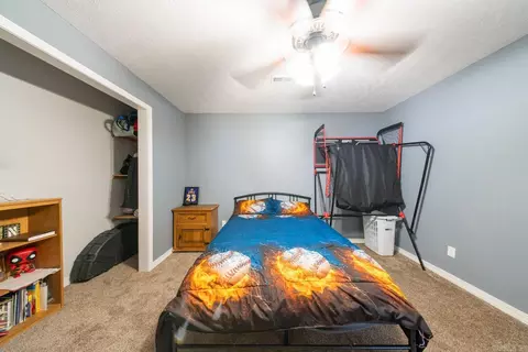 Bedroom - 199 County Road 250, Thayer, MO 65791 photo 3 of 3