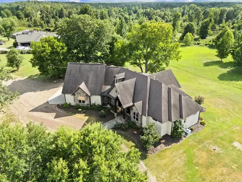 Exterior - 320 Round Mountain Rd, Conway, AR 72034 photo 6 of 8