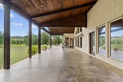 Exterior - 320 Round Mountain Rd, Conway, AR 72034 photo 5 of 8