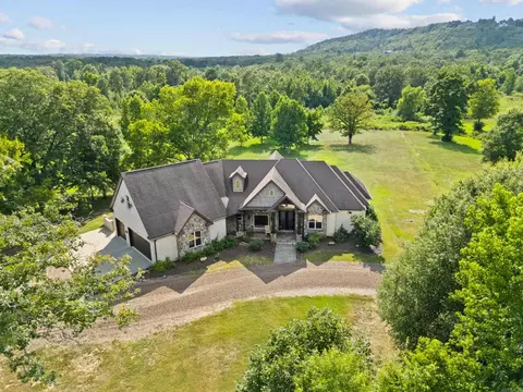 Exterior - 320 Round Mountain Rd, Conway, AR 72034 photo 7 of 8
