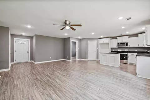 Living - 2310 Tyler St, Benton, AR 72019 photo 1 of 5