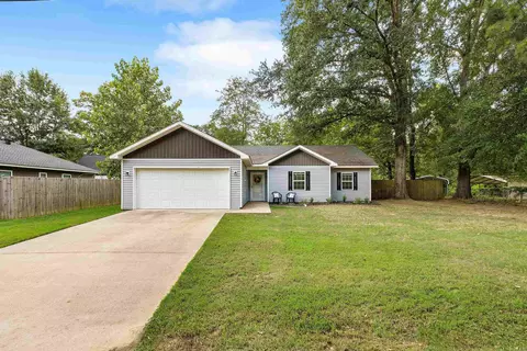Exterior - 2310 Tyler St, Benton, AR 72019 photo 7 of 10