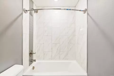 Bath - 2310 Tyler St, Benton, AR 72019 photo 2 of 3