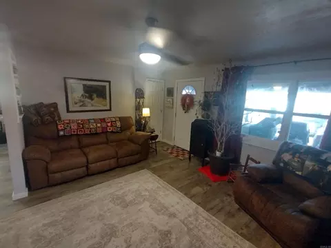 Living - 609 E Webb, Mountain View, AR 72560 photo 2 of 3