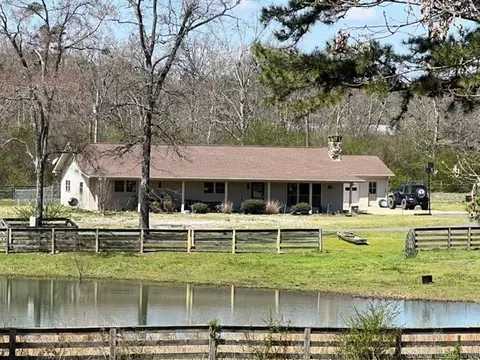 1309 Finks St, Mena, AR 71953