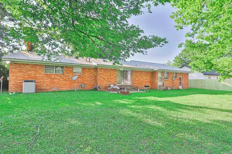 Exterior - 505 7th St, Marked Tree, AR 72365 photo 9 of 10