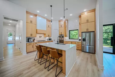 Kitchen - 14969 Ansata Dr, Alexander, AR 72002 photo 1 of 3