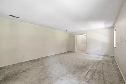 Bedroom - 623 Beverly Dr, Benton, AR 72019 photo 7 of 7