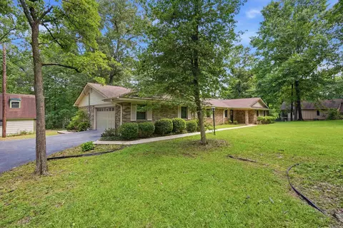 Exterior - 623 Beverly Dr, Benton, AR 72019 photo 7 of 9