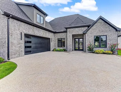 139 Arlington Park Dr, Hot Springs, AR 71901