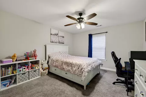 Bedroom - 10 Mallard Cv, Austin, AR 72007 photo 3 of 6