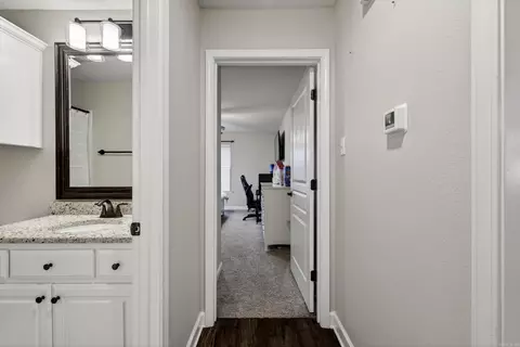 Entry Way - 10 Mallard Cv, Austin, AR 72007 photo 2 of 2