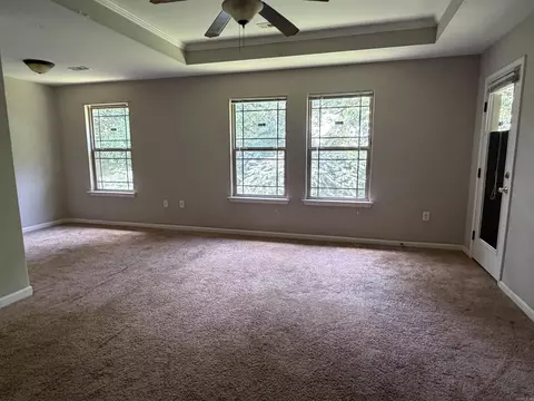 Living - 1065 Skyline Dr, Alexander, AR 72002 photo 5 of 6