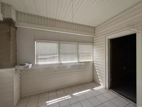 Exterior - 502 W 6th St, Rector, AR 72461 photo 4 of 5