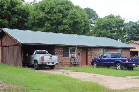 220 S Washington St, Nashville, AR 71852