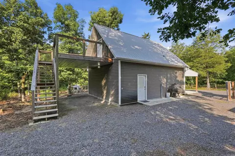 Exterior - 950 Sunny Slope Rd, Edgemont, AR 72044 photo 6 of 12