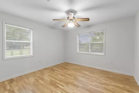 Bedroom - 91 E Main St, Greenbrier, AR 72058 photo 4 of 6