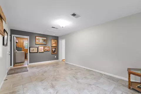 Entry Way - 91 E Main St, Greenbrier, AR 72058 photo 2 of 3