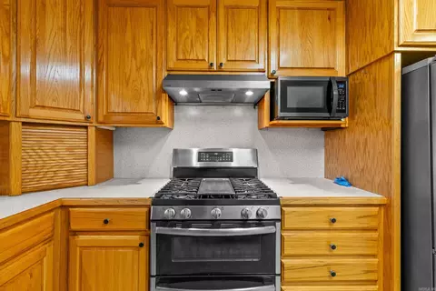 Kitchen - 91 E Main St, Greenbrier, AR 72058 photo 1 of 3