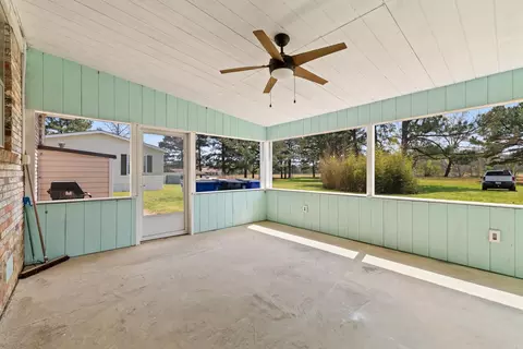 Exterior - 91 E Main St, Greenbrier, AR 72058 photo 5 of 7