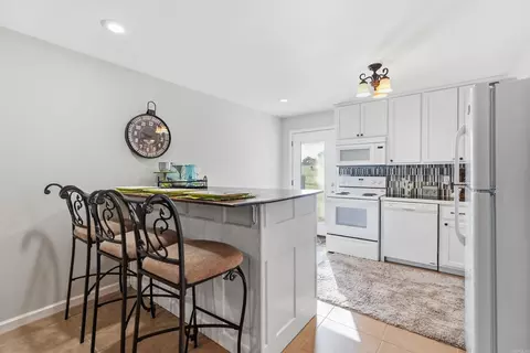 Kitchen - 2874 Prim Rd, Prim, AR 72130 photo 5 of 6