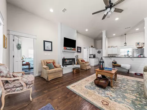 Living - 163 Barbie Ln, Mount Ida, AR 71957 photo 4 of 4