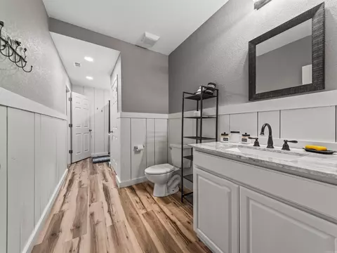 Bath - 163 Barbie Ln, Mount Ida, AR 71957 photo 2 of 3