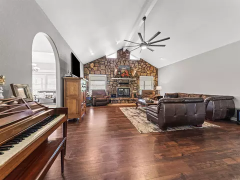 Living - 163 Barbie Ln, Mount Ida, AR 71957 photo 1 of 4