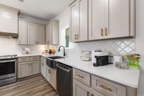 Kitchen - 123 Michelle Dr, Beebe, AR 72012 photo 3 of 4